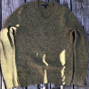 Banana Republic marked v neck sweater
